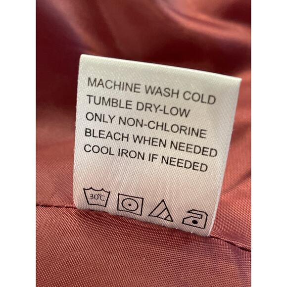 TAIL Texas A&M Branded Maroon textured vest Med - Picture 7 of 11